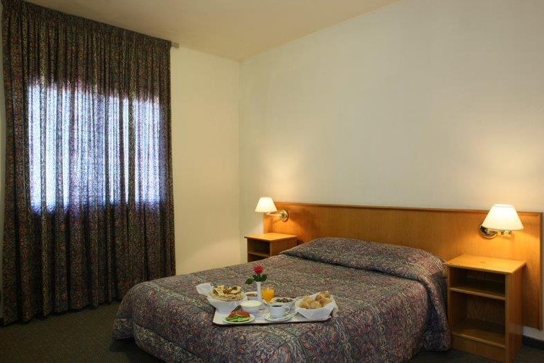 Zoukotel Hotel Джуния Номер фото